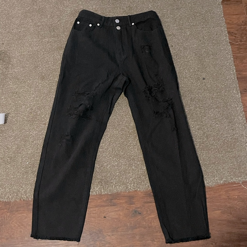 Kittenish distressed high waisted jeans